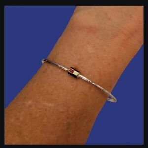 VTG TOMMY HILFIGER Dainty Logo Bangle Bracelet